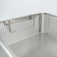 MIDDLE SIZE STERILIZATION BASKET - STERICONT - 06